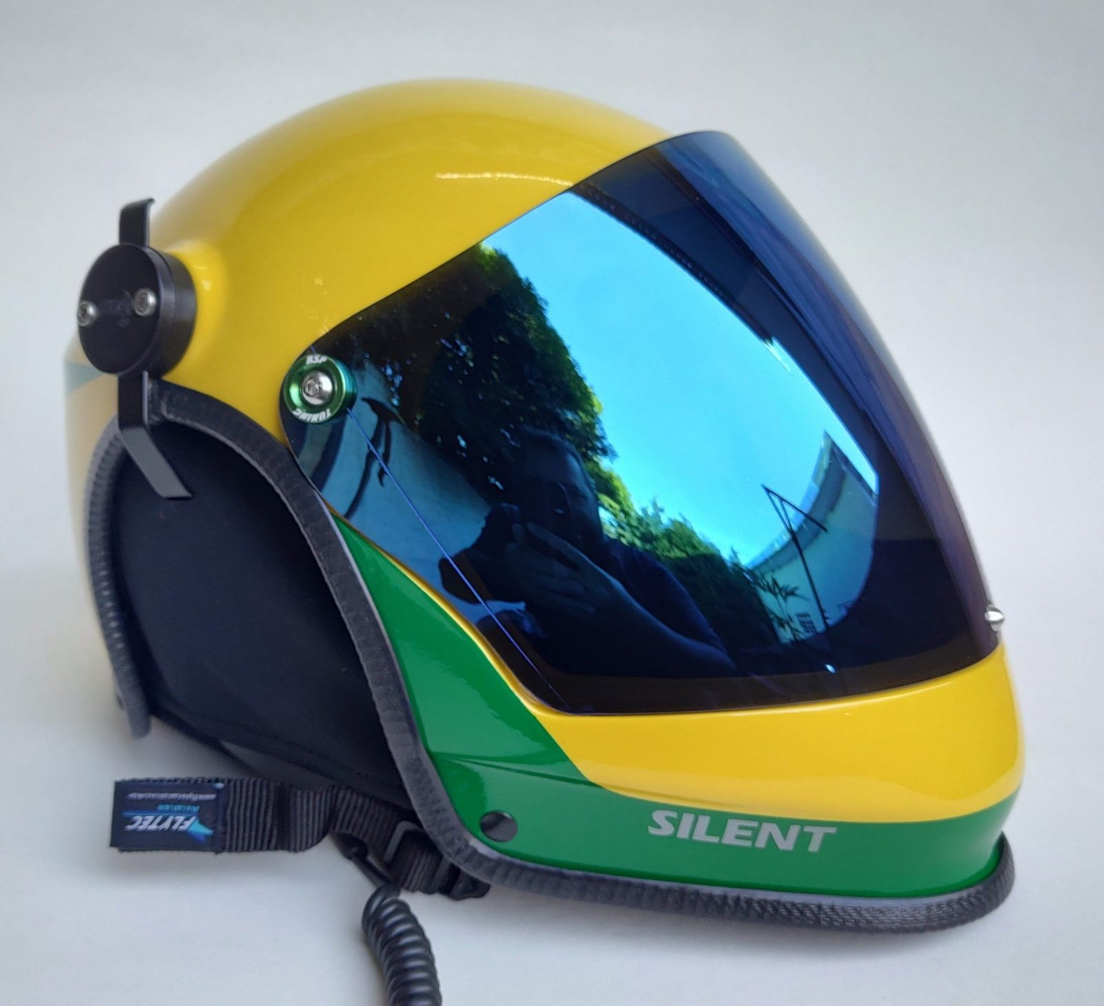 CAPACETE SILENT FUL FACE COR CARBON COLORS COM INTERCOMUNICADOR BLUETOOTH V6 PRO E CABO PRA RADIO - Imagem 49