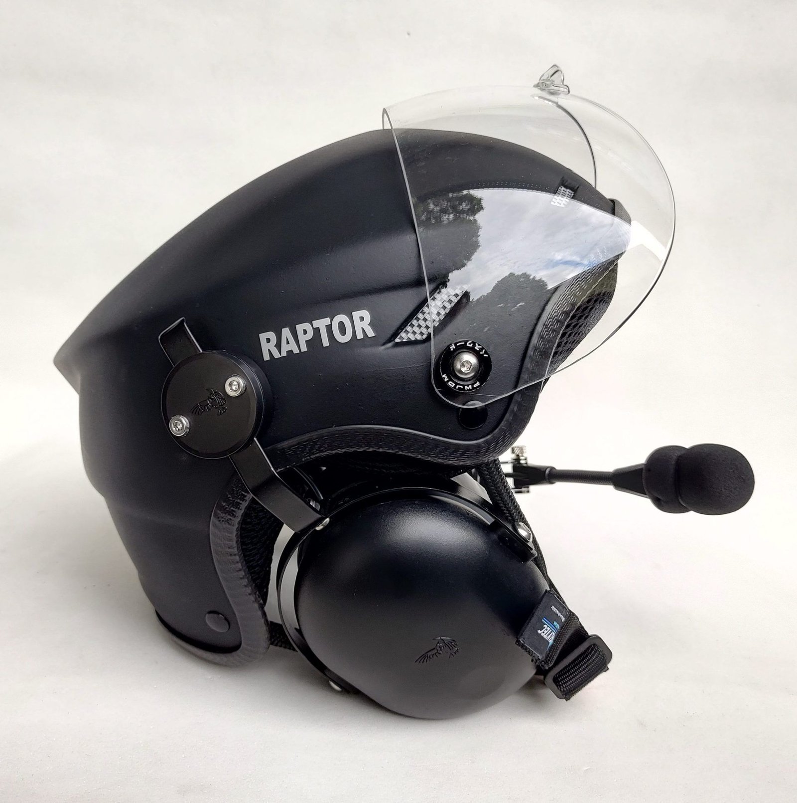 CAPACETE RAPTOR PRETO FOSCO COM VISEIRA E SISTEMA DE PRENDER A FONIA MODELO FLYTEC - Imagem 25