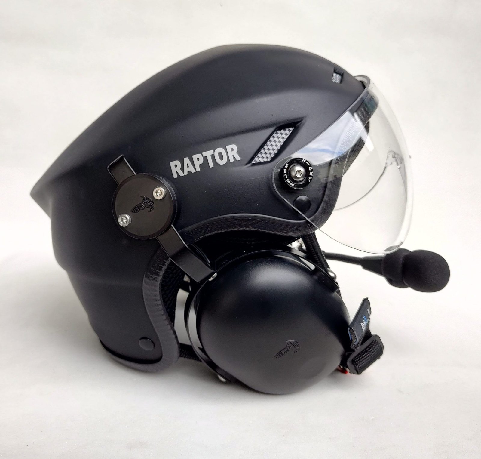CAPACETE RAPTOR PRETO FOSCO COM VISEIRA E SISTEMA DE PRENDER A FONIA MODELO FLYTEC - Imagem 24