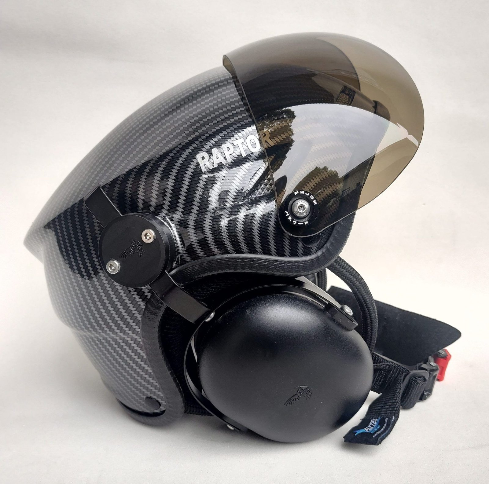 CAPACETE RAPTOR COM ABAFADOR DE RUÍDO E SISTEMA BLUETOOTH INTERCOMUNICADOR V6 PLUS SEM CONEXÃO PRA RÁDIO - Imagem 3